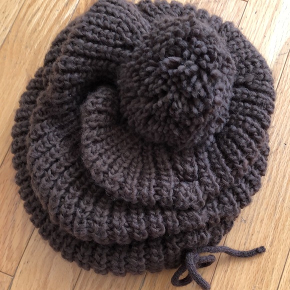 Lady’s hats - Picture 4 of 11